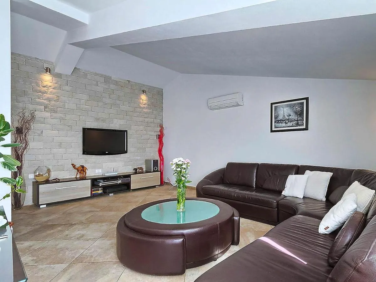 Sonnengarten Floor 2 Marcana Apartment